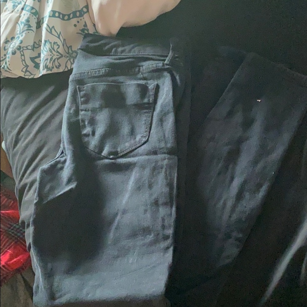Black skinny jeans